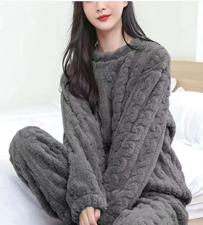 Winter Pajamas Sets Homewear Solid Color Loose Thickened Coral Velvet Pullover Long Sleeves And Trousers Warm Pajamas Indoor Outdoor Casual Clothes - TrendoraX
