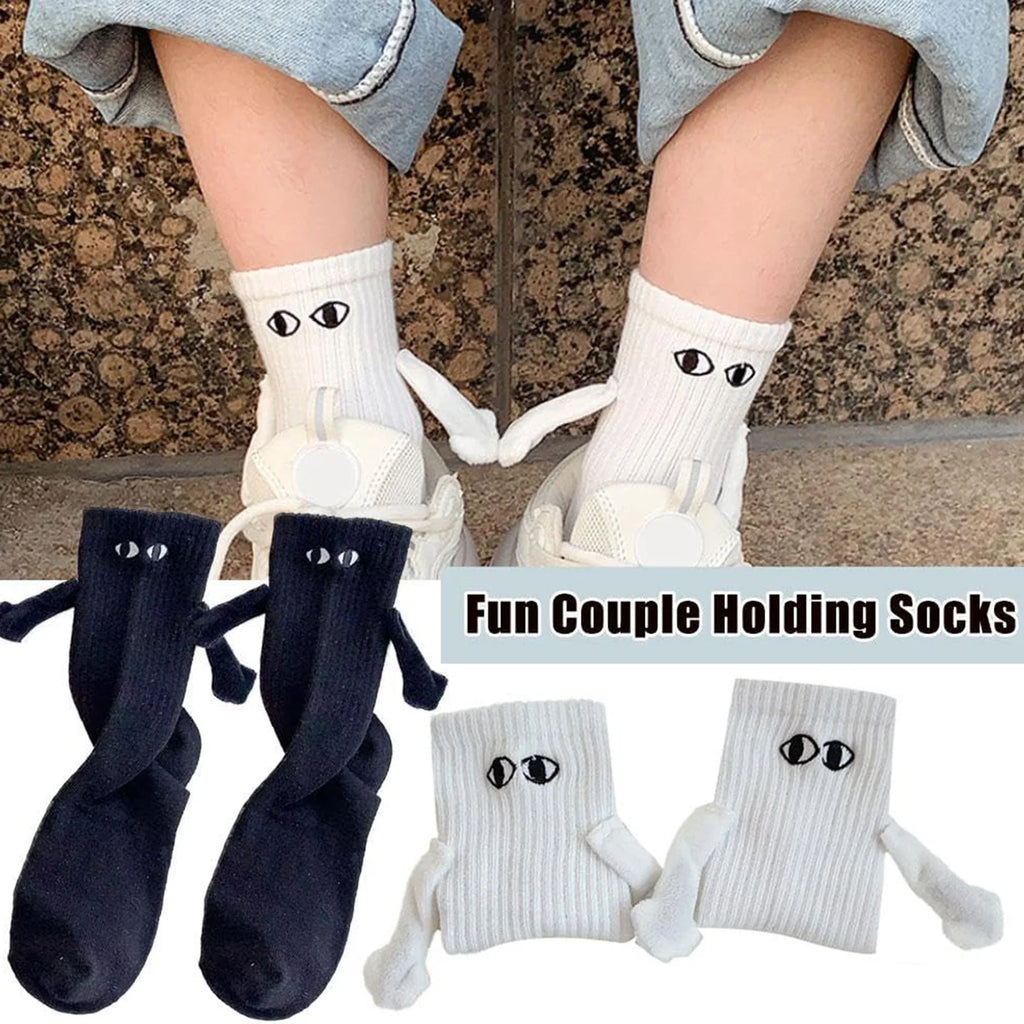 Magnetic Holding Hands Couple Socks - TrendoraX