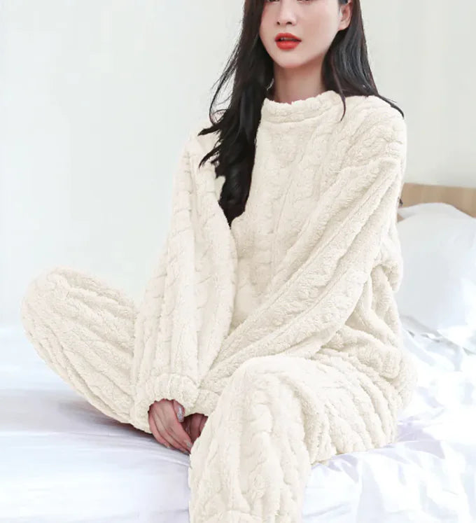 Winter Pajamas Sets Homewear Solid Color Loose Thickened Coral Velvet Pullover Long Sleeves And Trousers Warm Pajamas Indoor Outdoor Casual Clothes - TrendoraX